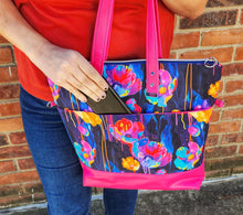 Load image into Gallery viewer, R32 - Dripping Paint Floral