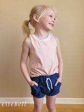 Load image into Gallery viewer, R18 - Peach Canvas Look