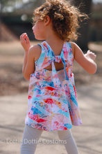 Load image into Gallery viewer, R25 - Floral Waves