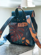 Load image into Gallery viewer, R31 - Moody Monstera