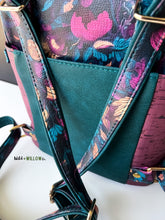 Load image into Gallery viewer, R31 - Fancy Floral