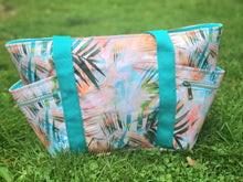 Load image into Gallery viewer, R28 - Grunge Palms