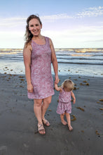 Load image into Gallery viewer, R18 - Tossed Peony