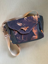 Load image into Gallery viewer, R36 - Rose Golden Inked Fullscale