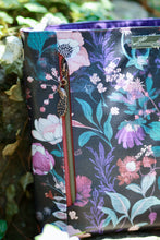 Load image into Gallery viewer, R31 - Indigo Medley