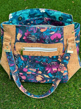 Load image into Gallery viewer, R31 - Fancy Floral