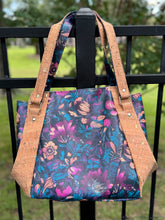 Load image into Gallery viewer, R31 - Fancy Floral