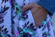 Load image into Gallery viewer, Teal Heather Bouquets