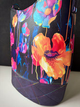 Load image into Gallery viewer, R32 - Dripping Paint Floral