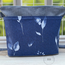 Load image into Gallery viewer, R14 - Scant Eucalyptus