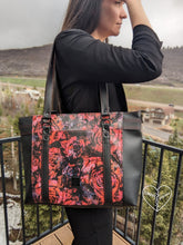 Load image into Gallery viewer, Ruin of Roses