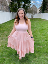 Load image into Gallery viewer, R18 - Peach Canvas Look