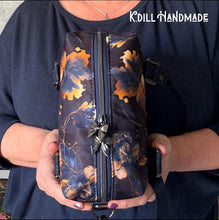 Load image into Gallery viewer, R36 - Navy Golden Inked Halfscale