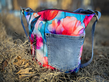 Load image into Gallery viewer, R36 - Runny Wildflower