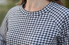 Load image into Gallery viewer, R8 - OG Houndstooth