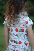 Load image into Gallery viewer, R8 - Holly Baubles