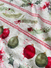 Load image into Gallery viewer, R8 - Holly Baubles