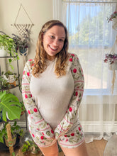 Load image into Gallery viewer, R8 - Holly Baubles