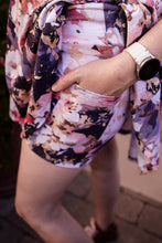 Load image into Gallery viewer, Pre-Order R41 - July 10th - July 24th - Elegant Fingerpaint
