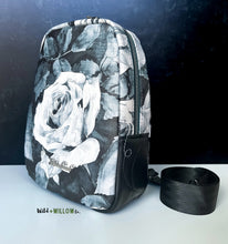 Load image into Gallery viewer, R31 - Monochrome Linen Roses
