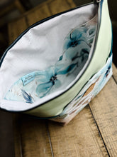 Load image into Gallery viewer, Pre-Order R41 - July 10th - July 24th - Heather Greens
