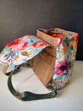 Load image into Gallery viewer, Pre-Order R41 - July 10th - July 24th - Fall Heather Floral
