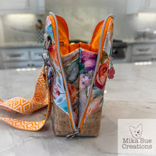 Load image into Gallery viewer, Pre-Order R41 - July 10th - July 24th - Fall Heather Floral
