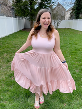 Load image into Gallery viewer, Pre-Order R41 - July 10th - July 24th - Peach Canvas Look
